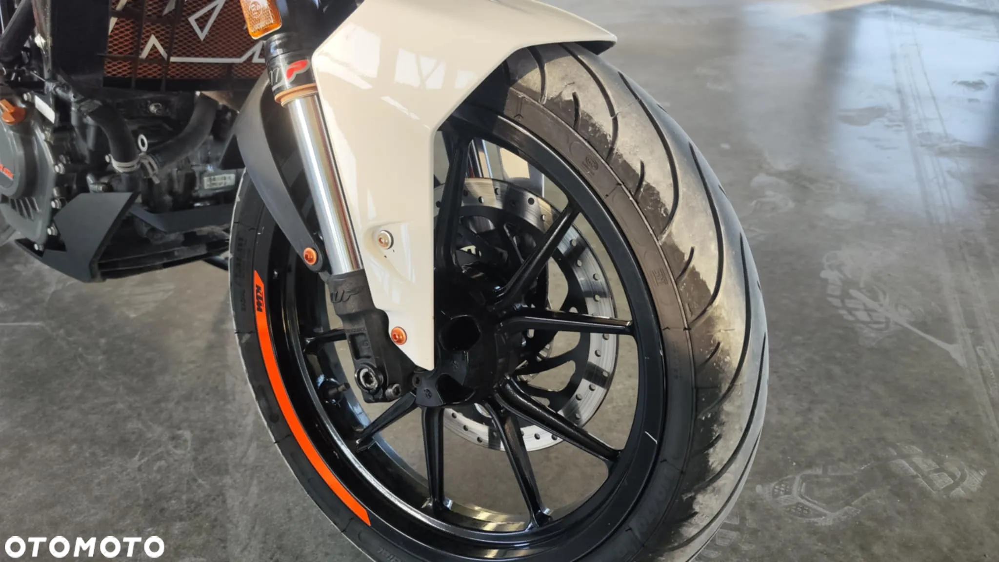 KTM Duke - 17