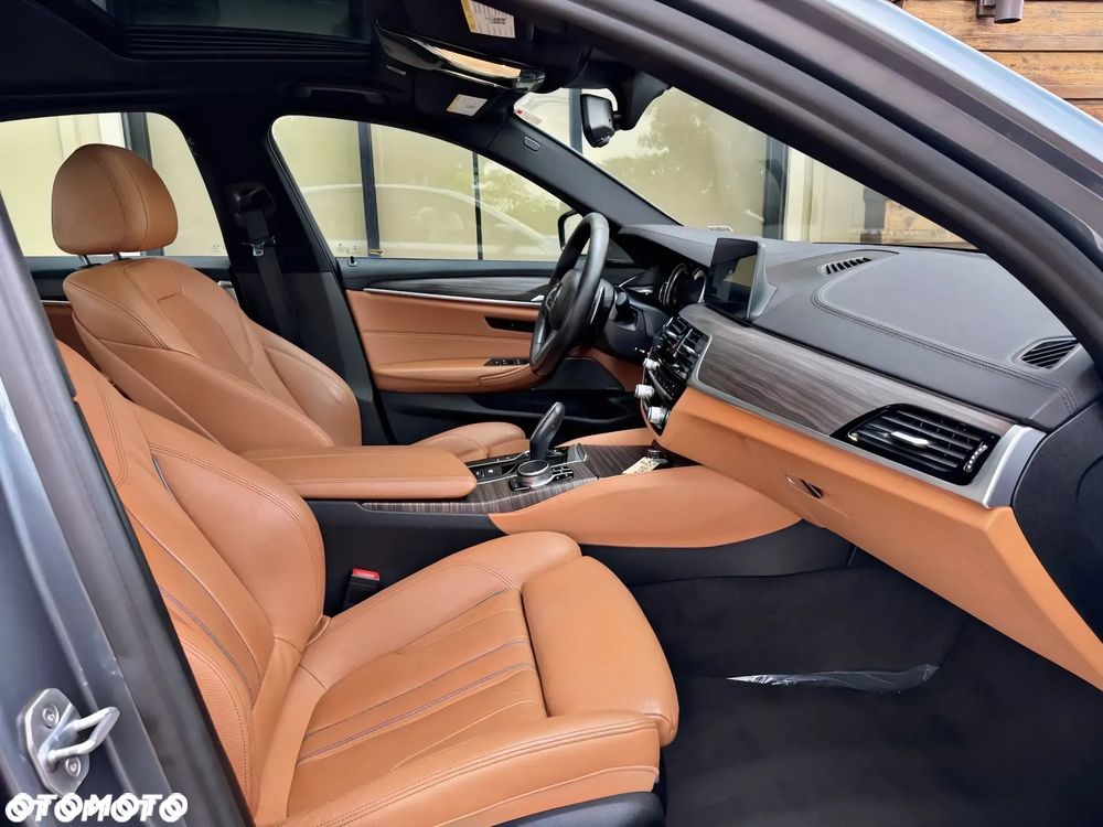 BMW Seria 5 540i xDrive M Sport sport - 9