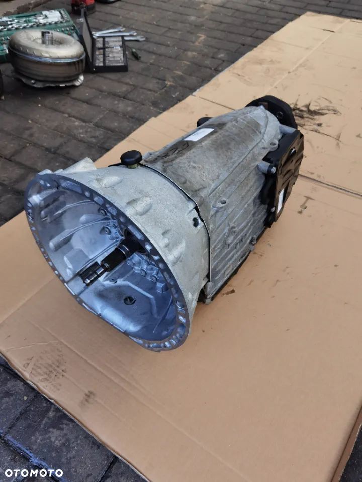 MERCEDES C-KLASA 205 SKRZYNIA BIEGÓW AUTOMAT 2052705601 - 2