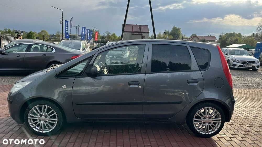 Mitsubishi Colt - 8