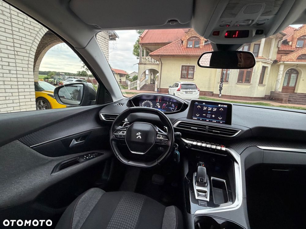 Peugeot 3008 - 13