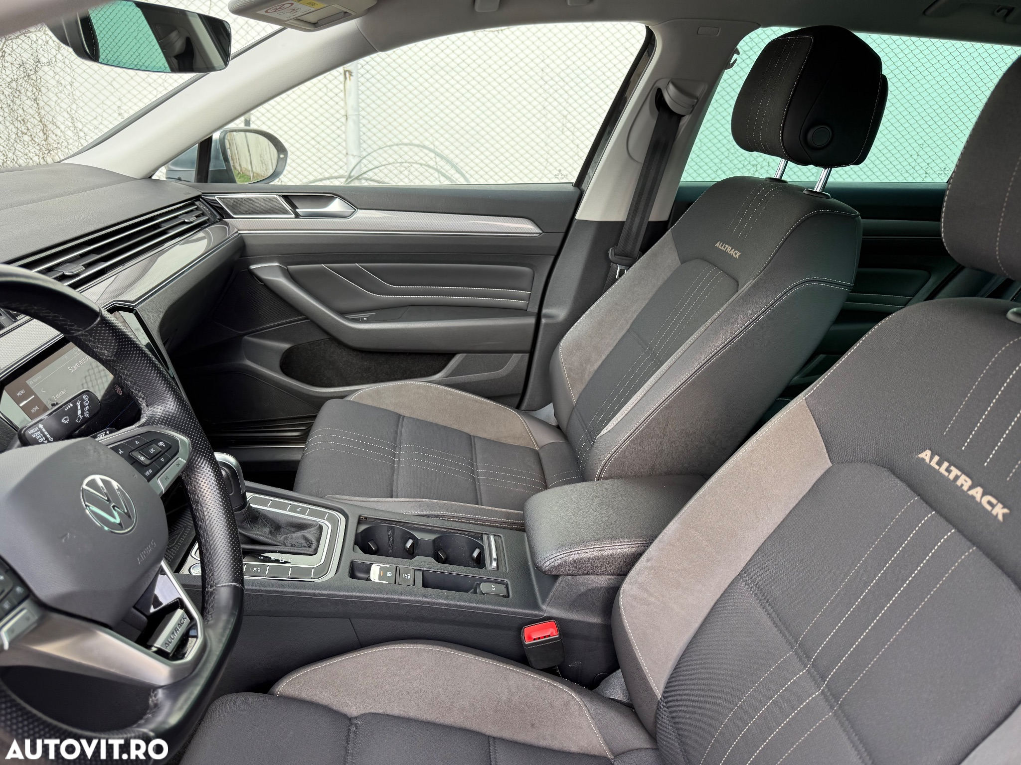 Volkswagen Passat - 13