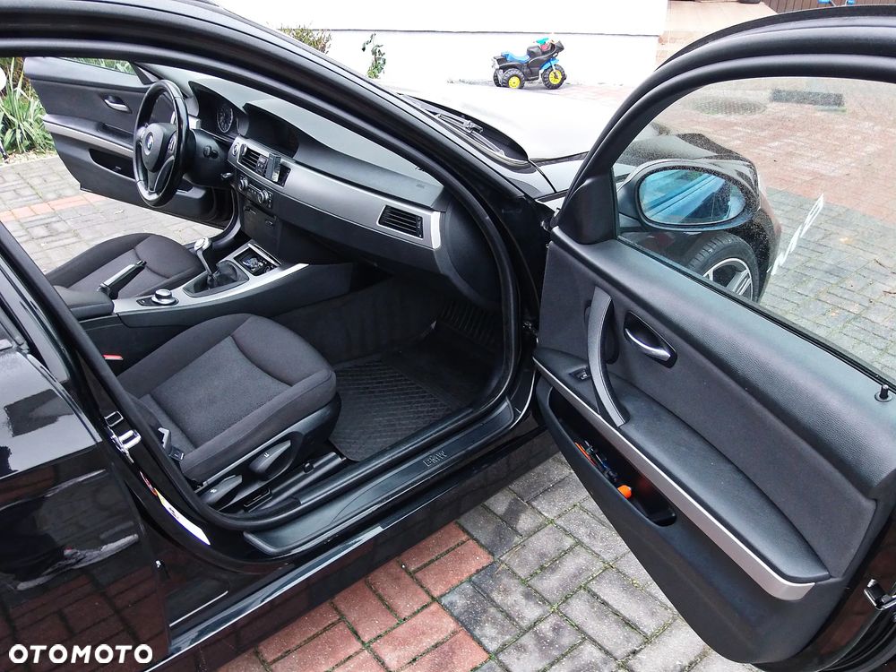 BMW Seria 3 320d DPF Edition Fleet - 11