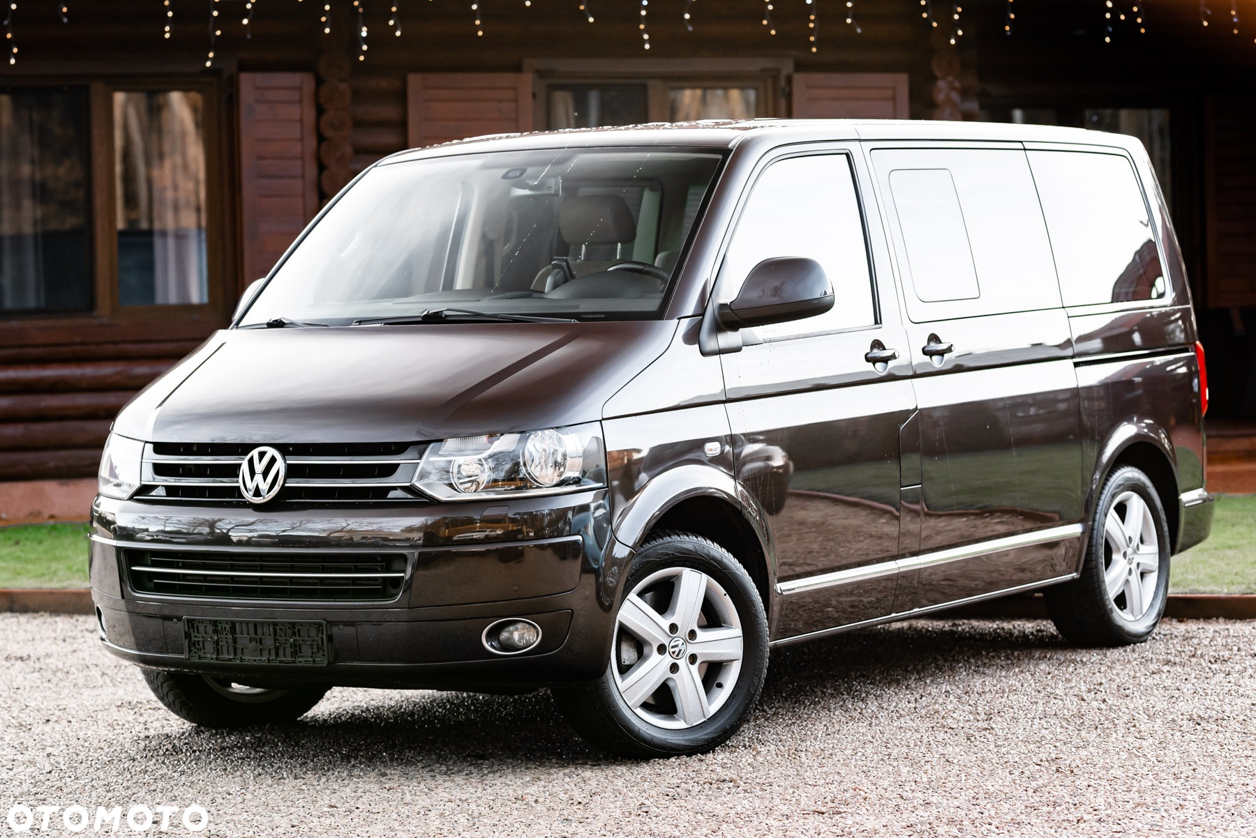 Volkswagen Multivan - 2