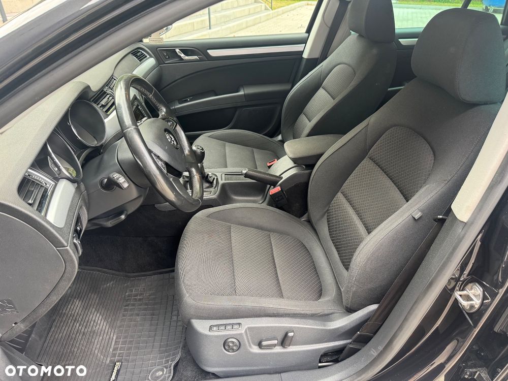 Skoda Superb 2.0 TDI Comfort - 24