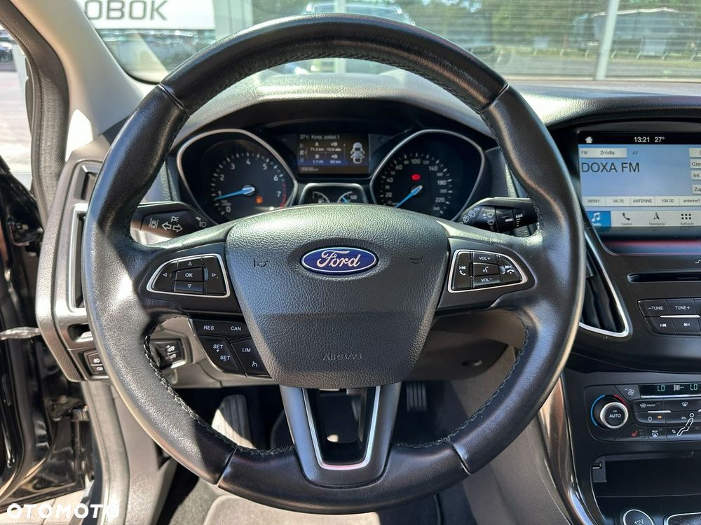 Ford Focus 1.5 EcoBoost STart-Stopp-System TITANIUM - 19