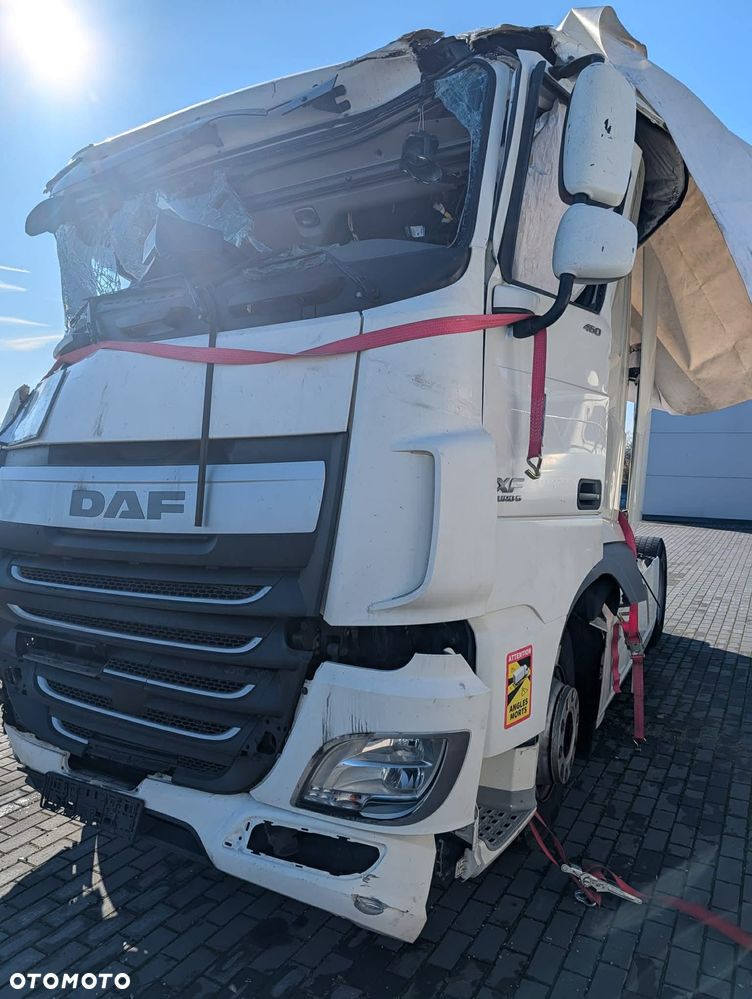 DAF XF 106 , silnik skrzynia sprawny !