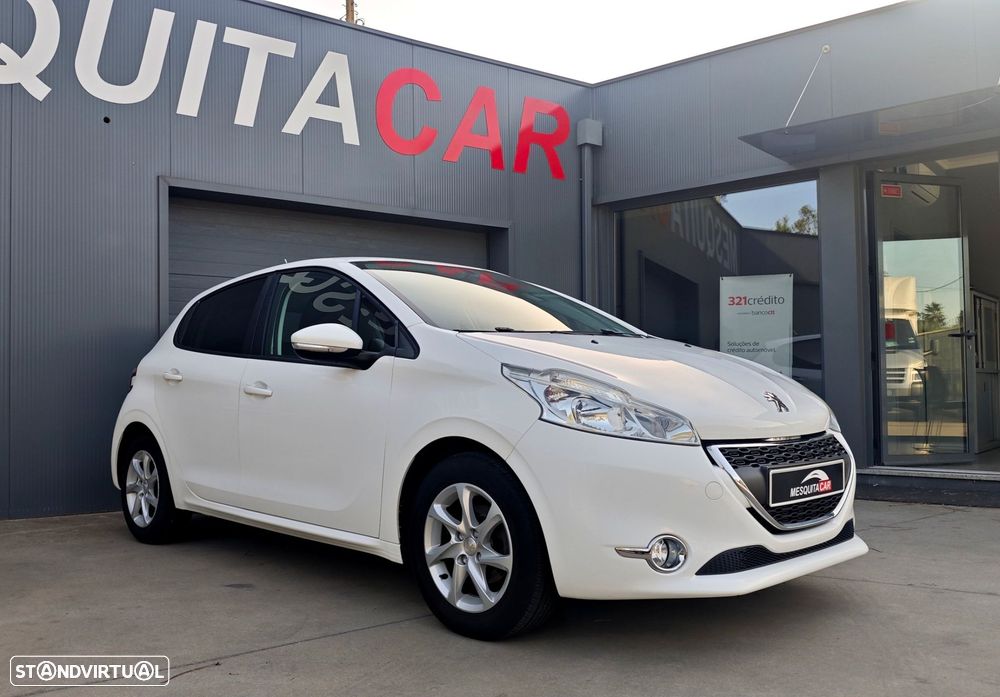 Peugeot 208 1.4 HDi SE Style - 5