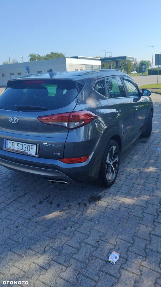 Hyundai Tucson 2.0 CRDI Premium 4WD - 33