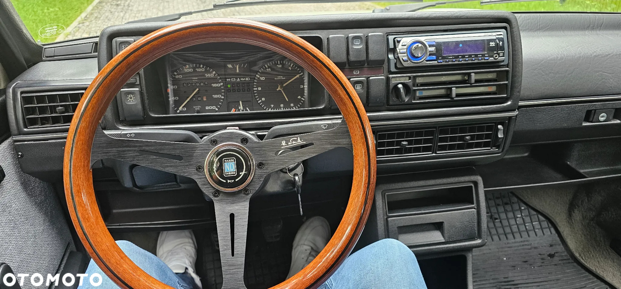 Volkswagen Jetta - 13