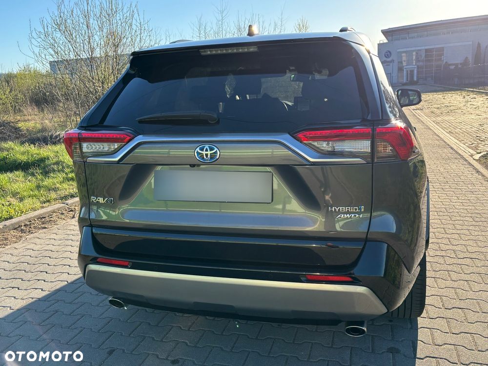 Toyota RAV4 - 6