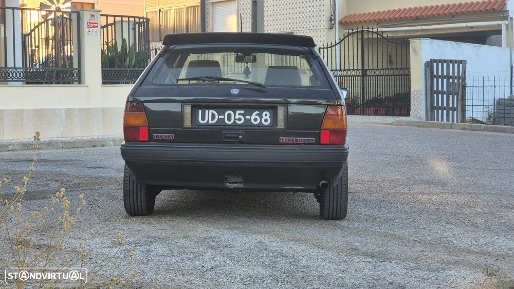 Lancia Delta 1.6 HF Turbo - 15