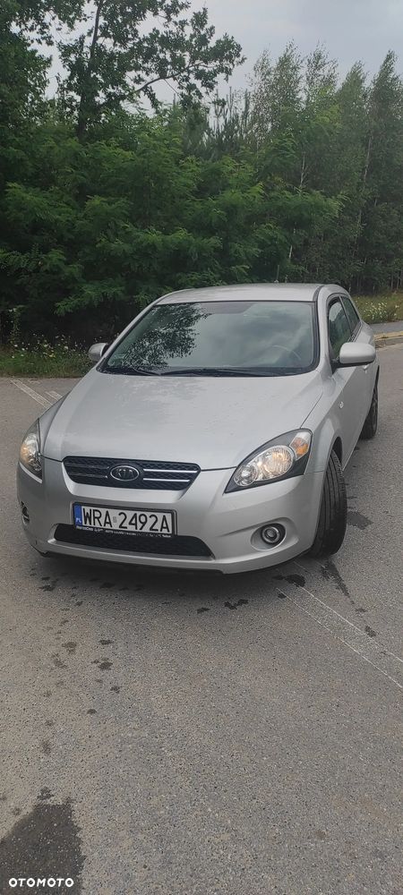 Kia Ceed 1.4 Comfort - 1