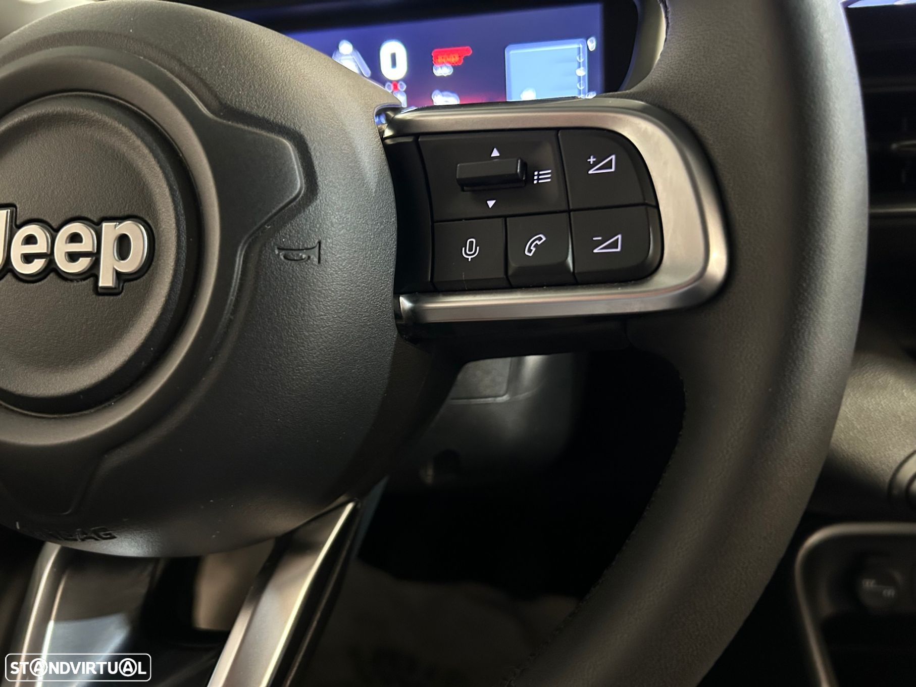 Jeep Avenger 1.2 GSE T3 Longitude - 38
