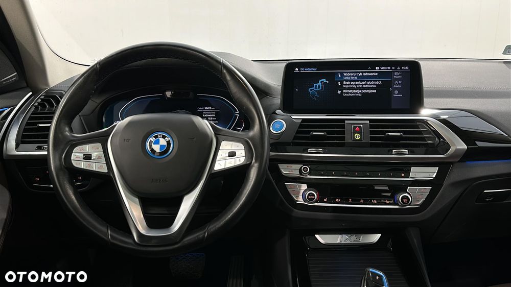 BMW iX3 Standard - 10