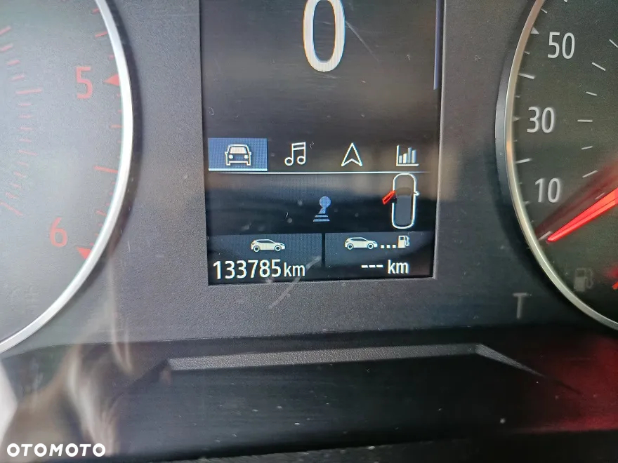 Renault Clio - 8