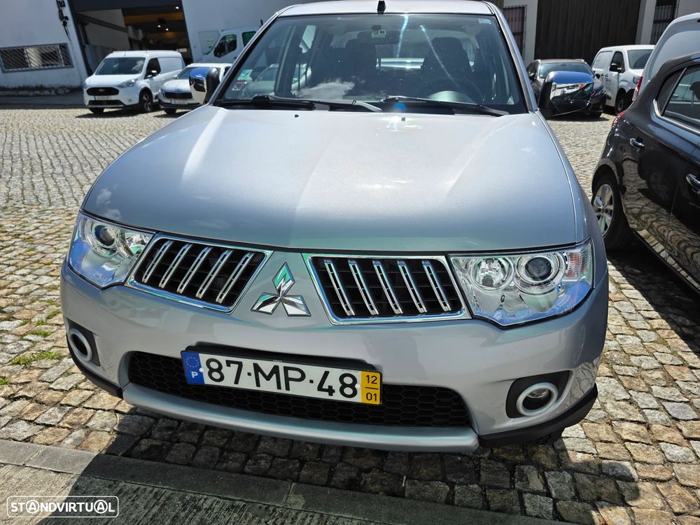 Mitsubishi L200 2.5 DI-D CD Intense AC/JLL - 2