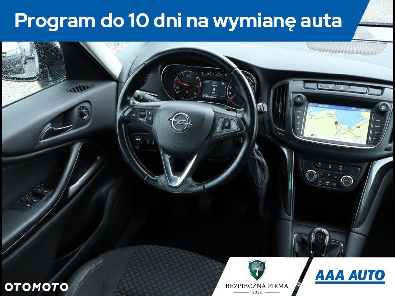 Opel Zafira - 8