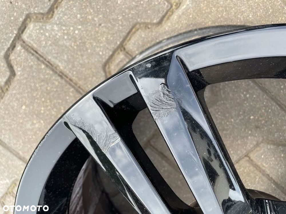 Felga Seat Ibiza FR Cupra 6J0601025Q 7Jx17 ET43 4 x 100 - 6