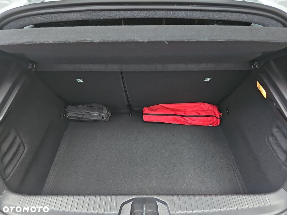 Renault Clio - 33