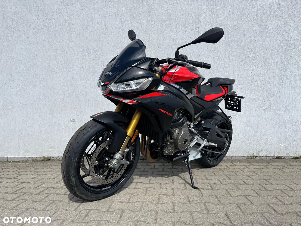 Aprilia Tuono - 8
