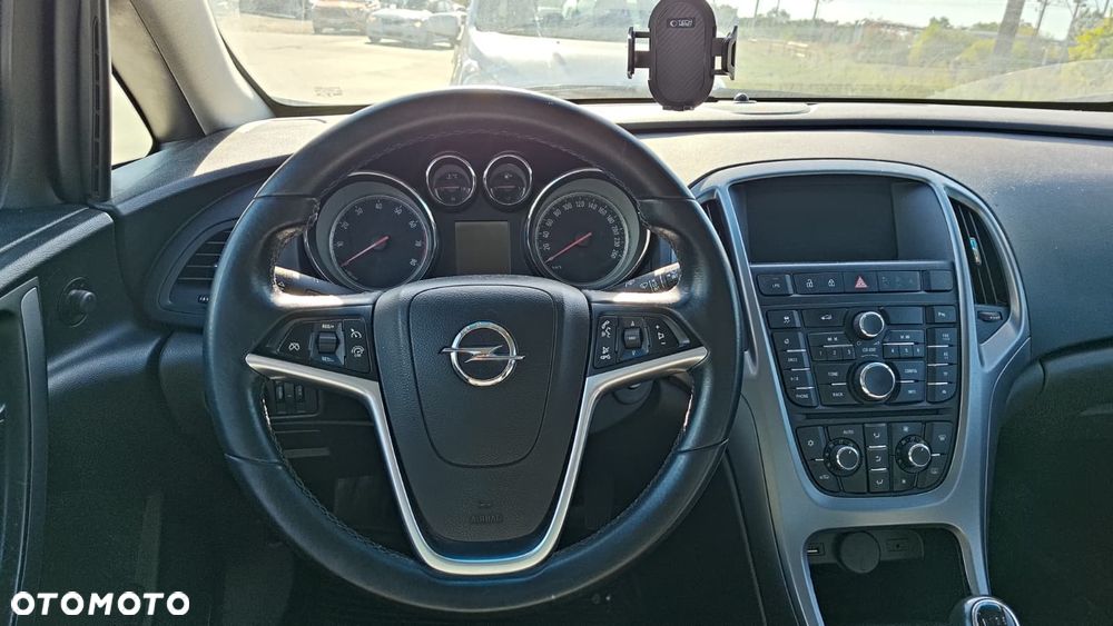 Opel Astra 1.4 T EU6 - 5