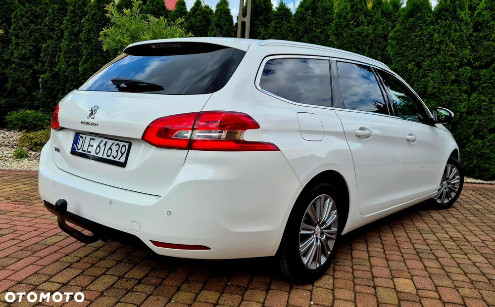Peugeot 308 SW BlueHDi 130 EAT8 Allure - 10