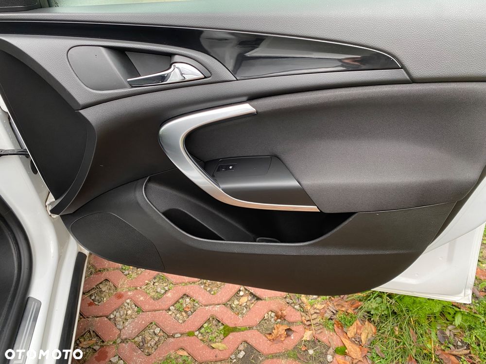 Opel Insignia 2.0 Turbo ecoFLEX Start/Stop Sport - 24