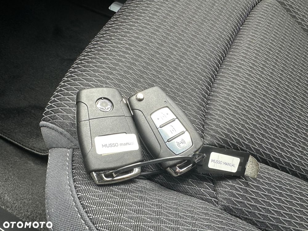 SsangYong/KGM Musso Grand 2.2 e-XDi Crystal 4WD - 23