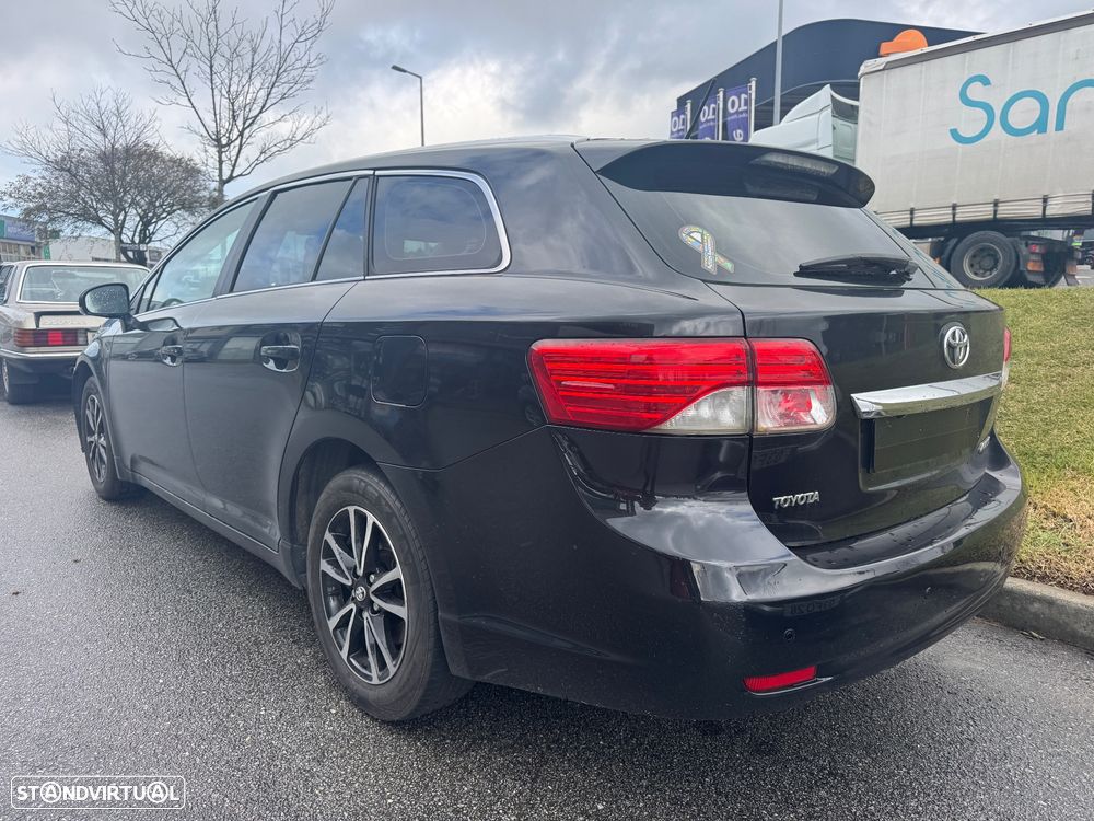 Toyota Avensis SW 2.0 D-4D Exclusive +Navi - 2