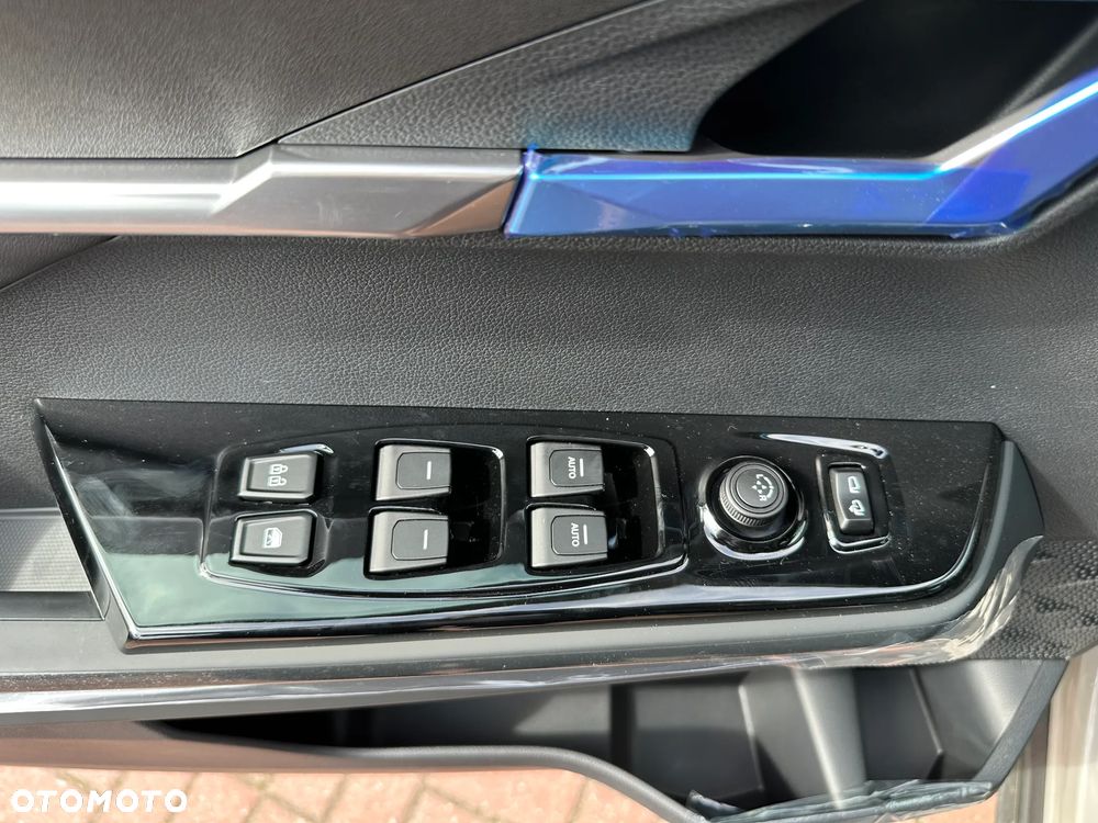 SsangYong/KGM Torres - 8