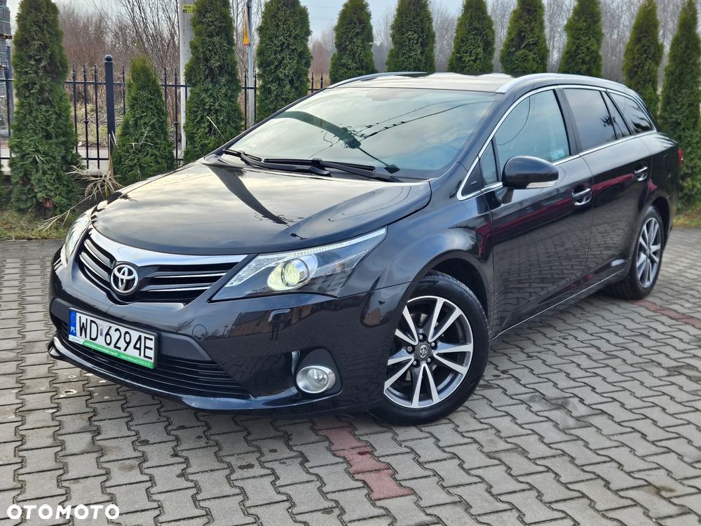 Toyota Avensis 1.8 Premium - 33