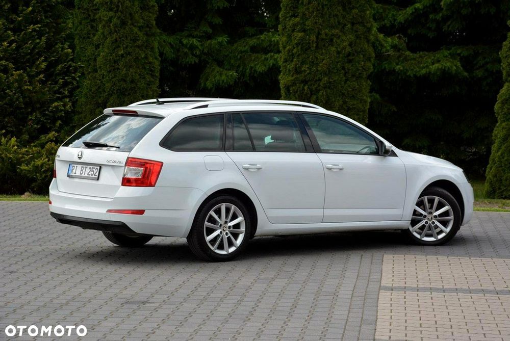 Skoda Octavia 2.0 TDI (Green tec) DSG Style - 13