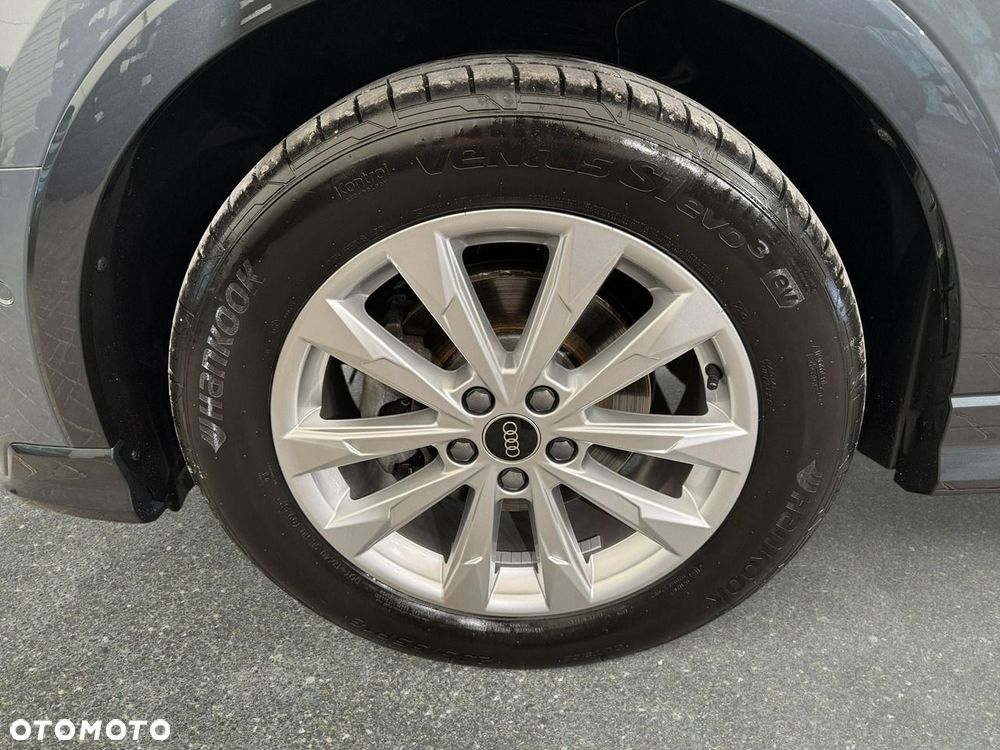 Audi Q3 Sportback - 11