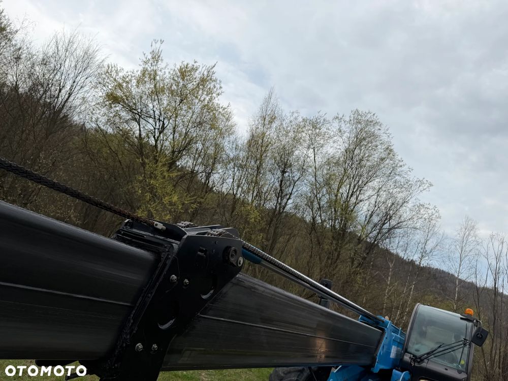 Manitou MT1840. Ładowarka Teleskopowa 18 metrów wysuw! UDŹWIG 4 TONY! Przebieg 2600 mtg. jak Nowa z SALONU. 2016 rok. z Norwegii z Gospodarstwa rolnego! Silnik PERKINS Turbo 110 km. Aktualne Serwisy w Dekra. Nowy Model sterowane wszystko z 1 dżojstika. Ani deka luzów czy wycieku. OKAZJA! Jazda REWERS + 4 biegi. Skręt 3 tryby. Wyjście Hydrauliczne pod przyczepę i oświetlenie, Poziomowanie ośi stabilizatory! Wyjścia Hydrauliczne na maszt! Okazja - 23