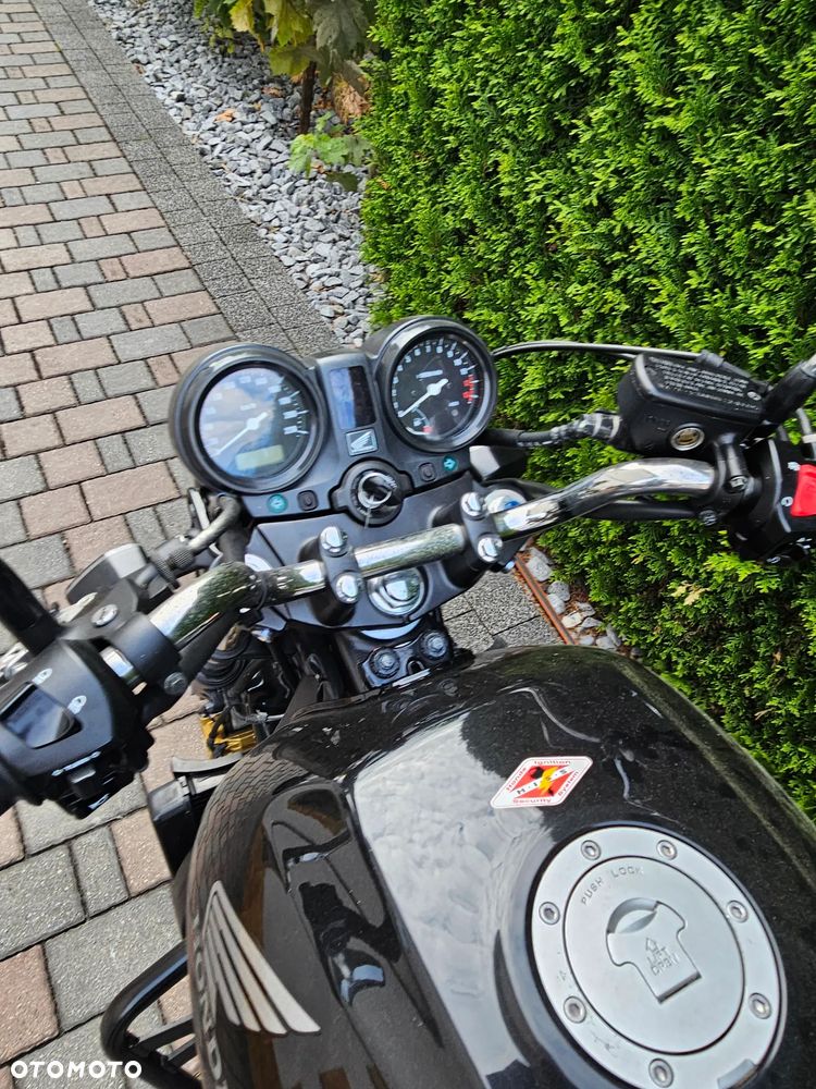 Honda CBF - 17