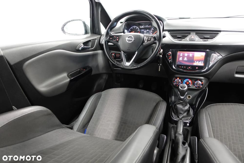 Opel Corsa 1.0 T Cosmo S&S - 29