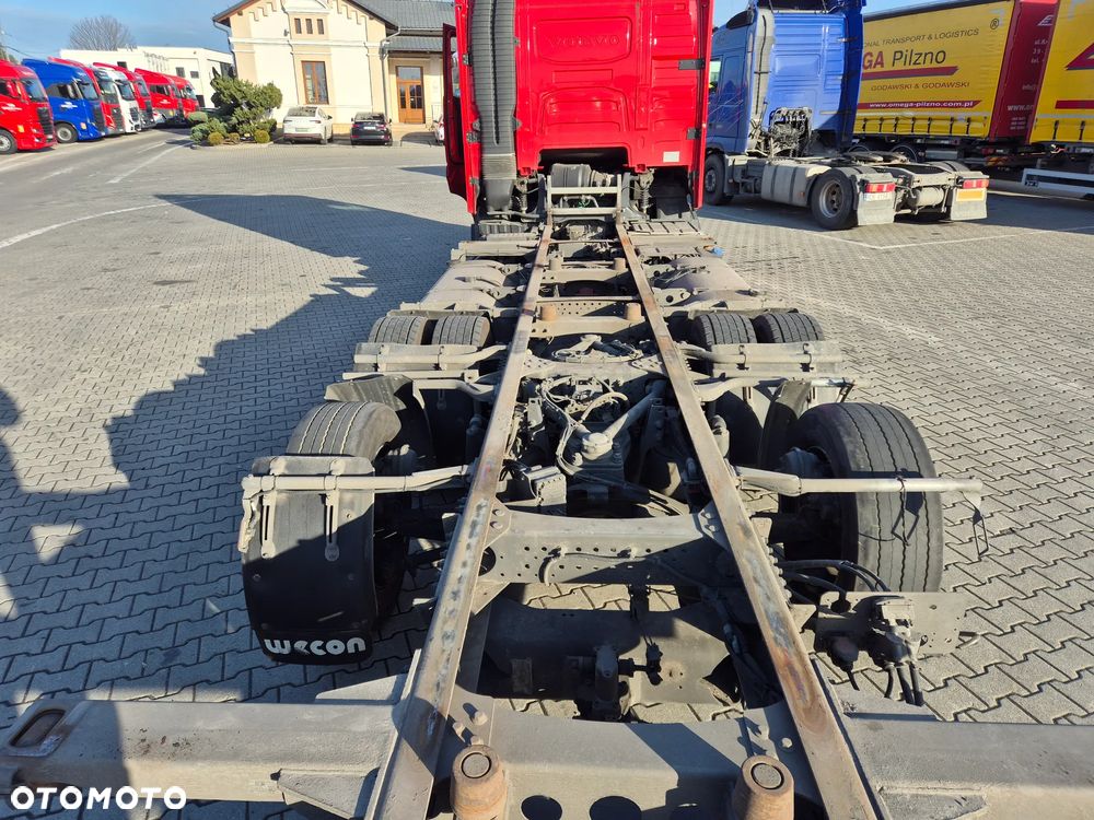 Volvo FH 460 BDF z windą + przyczepa - 11