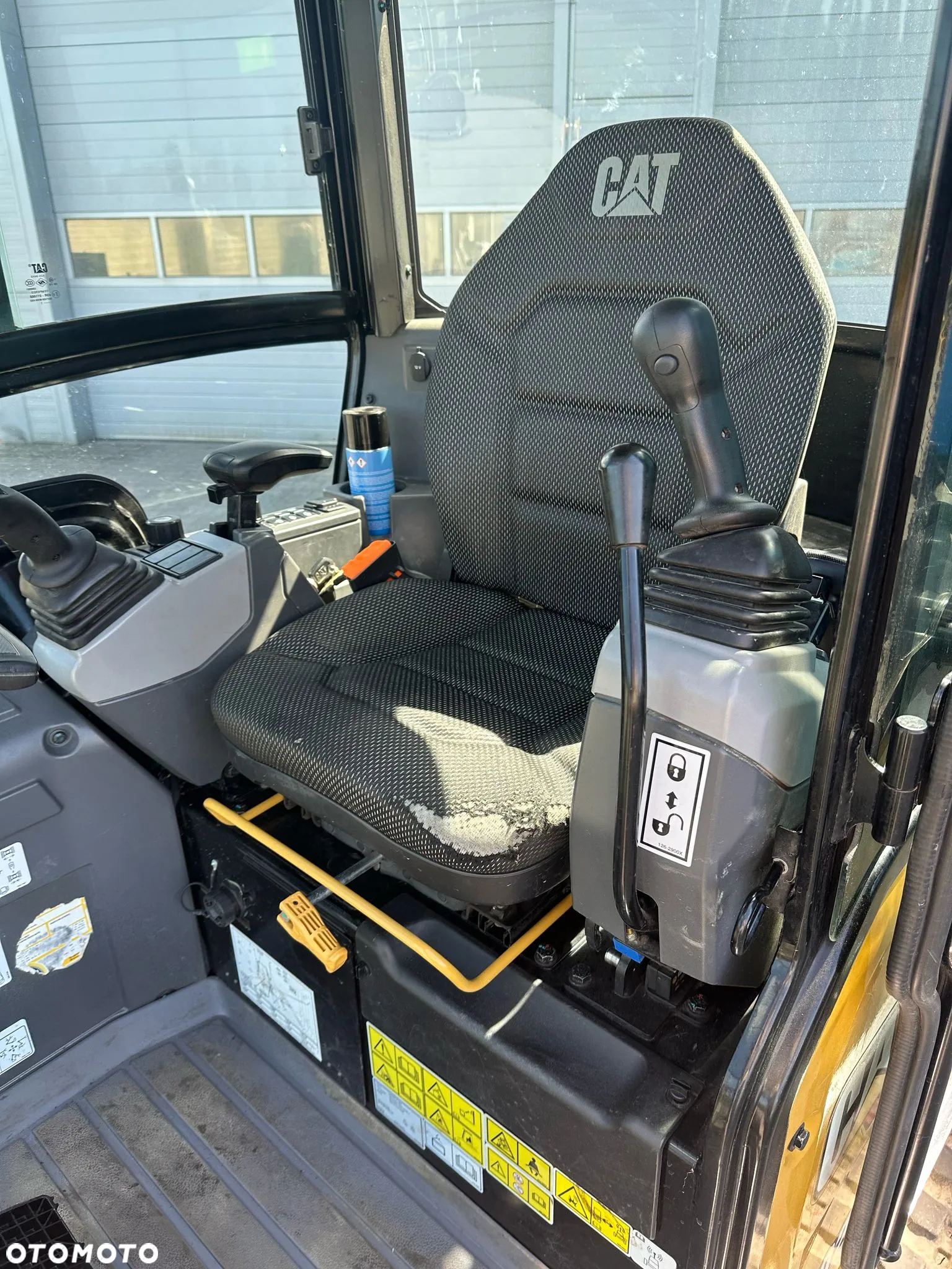Caterpillar 302 CR - 16