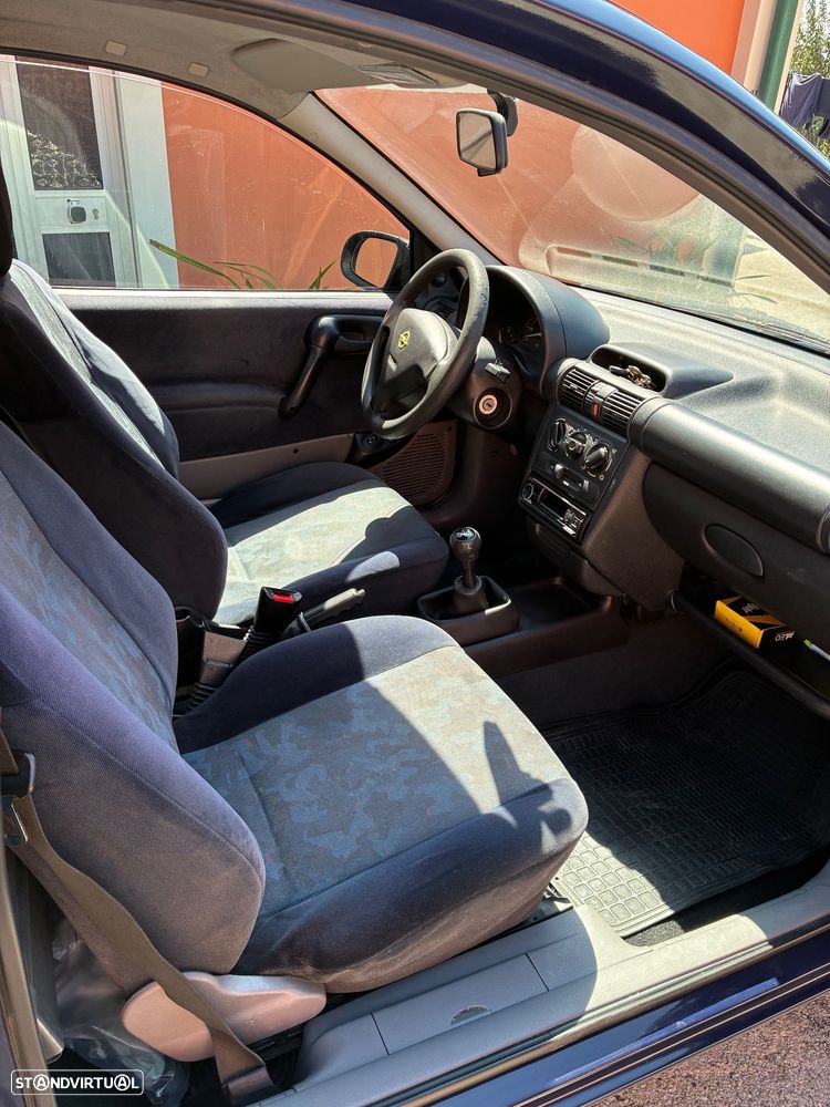 Opel Corsa - 3