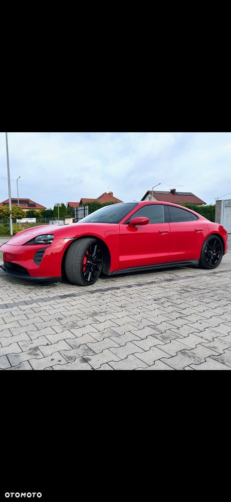 Porsche Taycan - 1