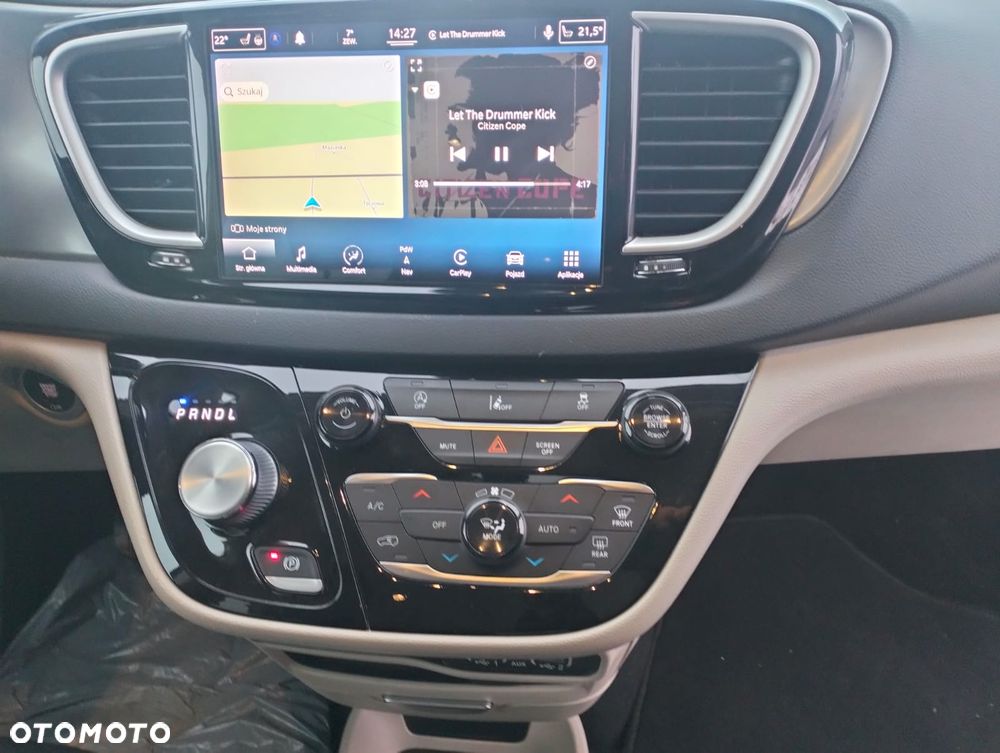 Chrysler Pacifica - 3