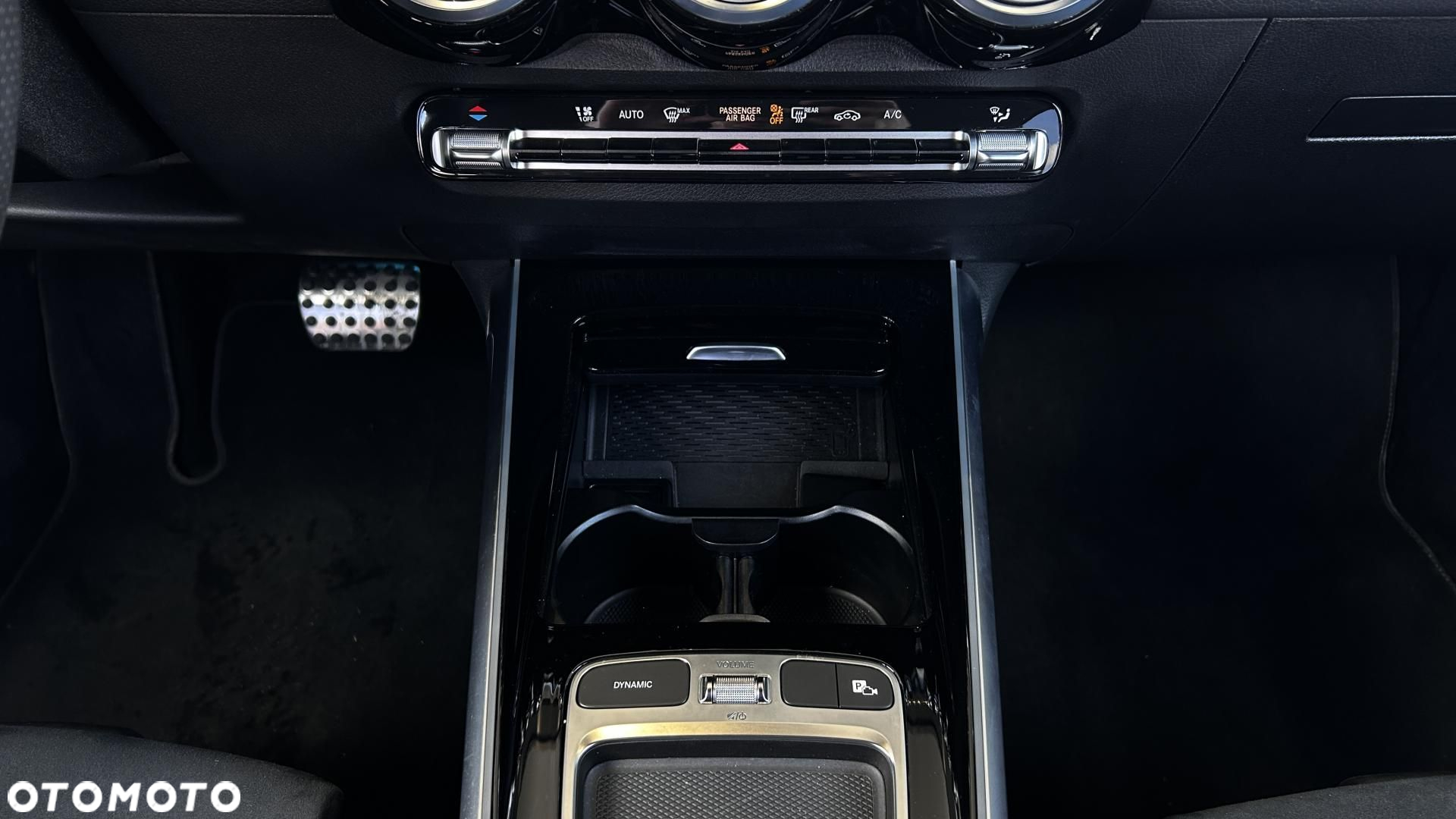 Mercedes-Benz GLB - 18