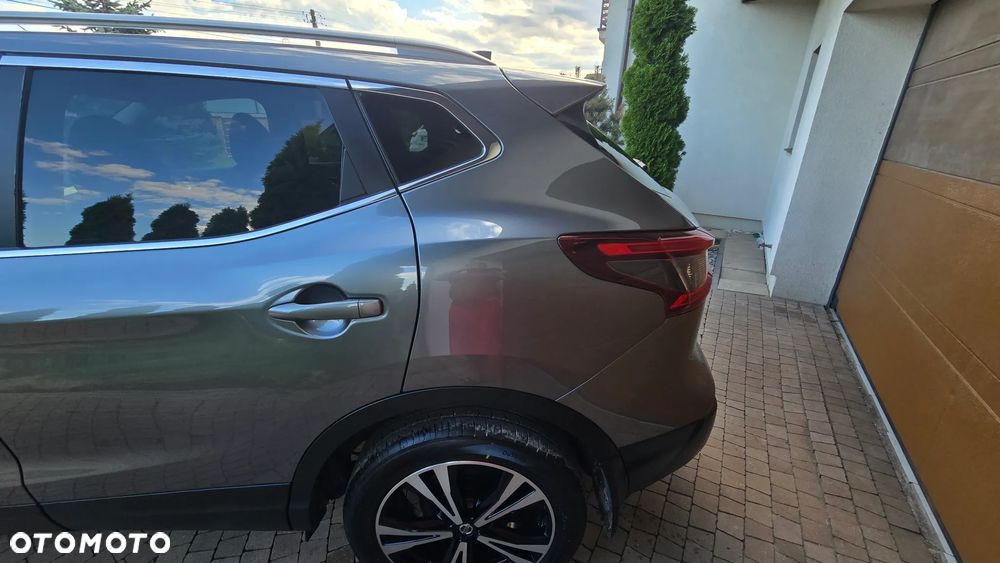 Nissan Qashqai - 23