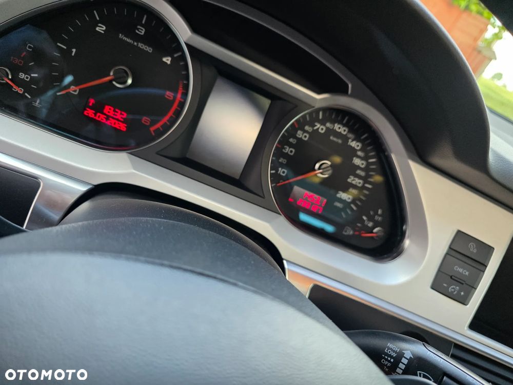 Audi A6 Limousine 3.0 TDI DPF quattro - 21