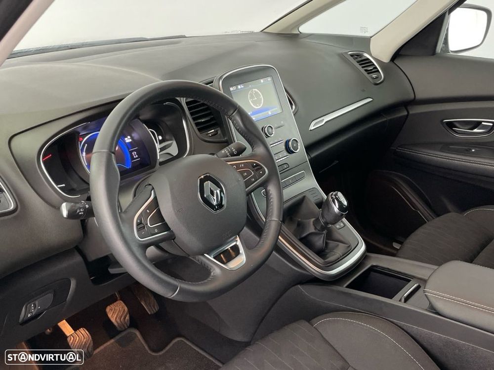 Renault Scénic 1.3 TCe Limited — fotografia 14