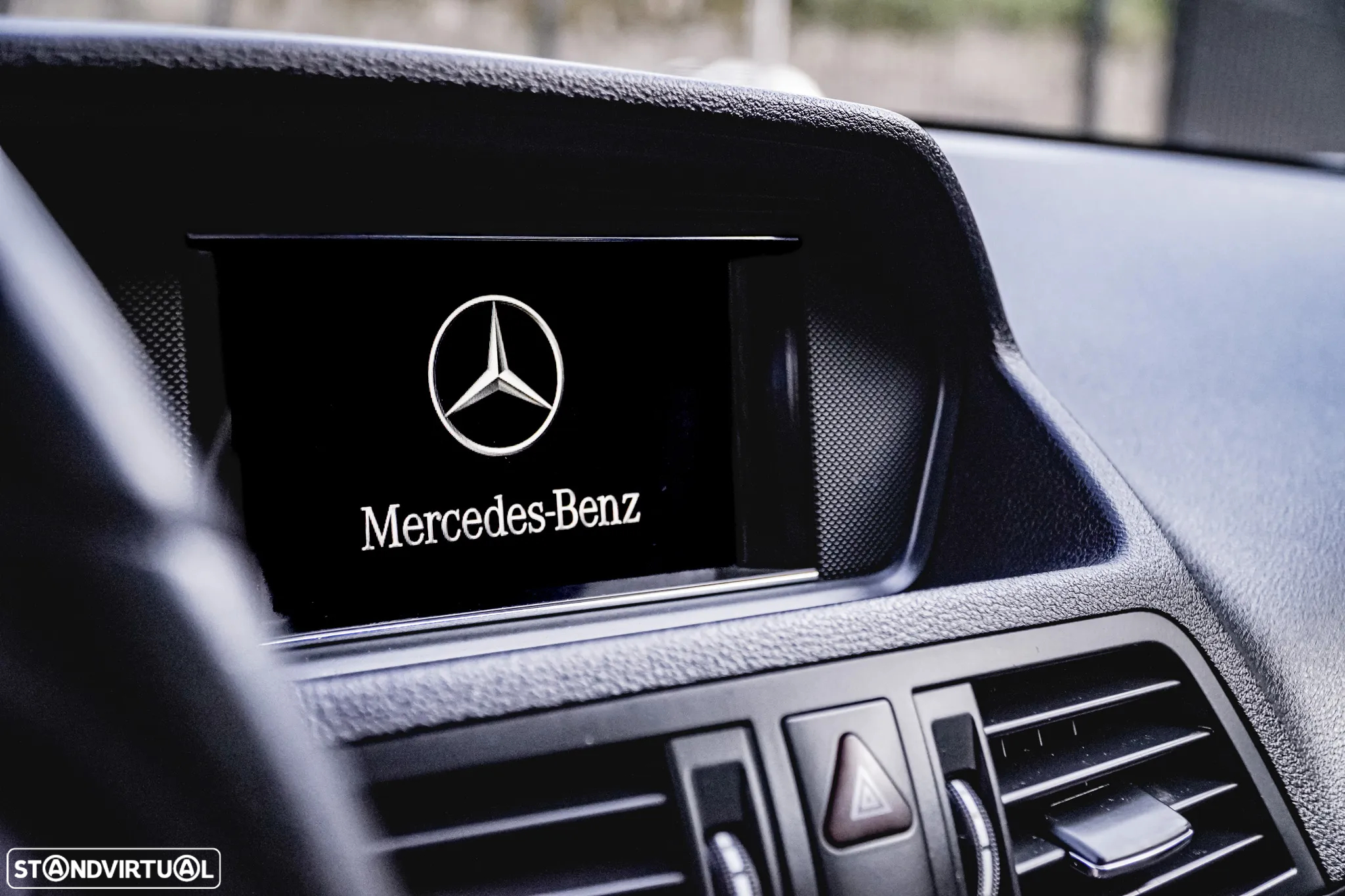 Mercedes-Benz E 250 CDi Elegance BlueEfficiency - 24