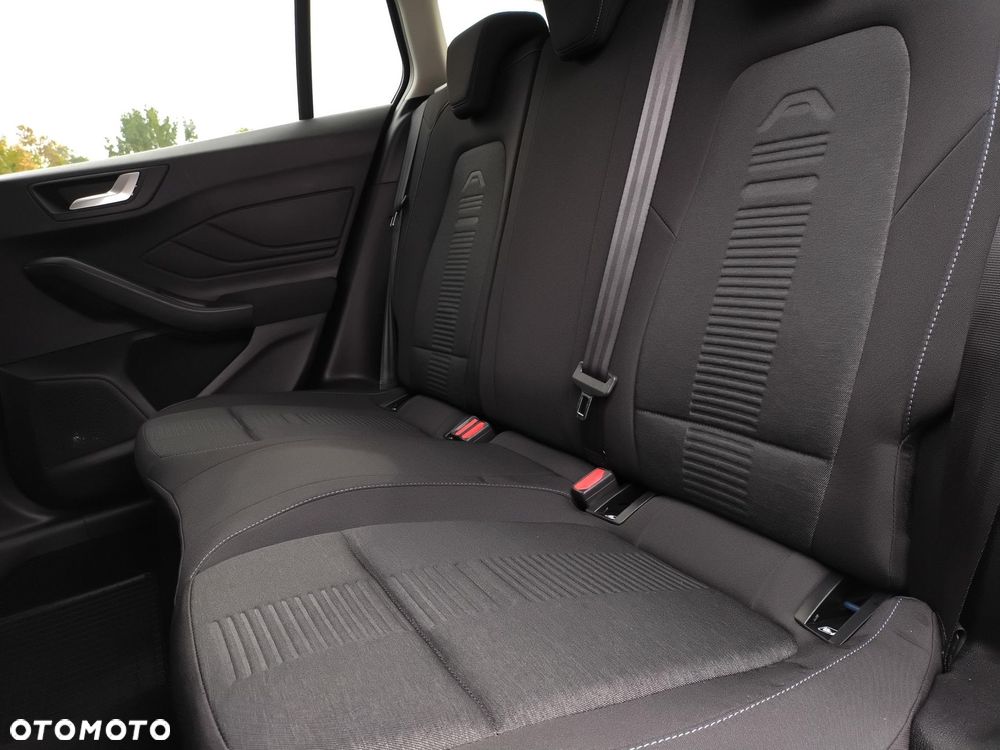 Ford Focus 2.0 EcoBlue Active - 24