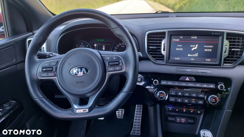 Kia Sportage 2,0 CRDI AWD GT Line - 33