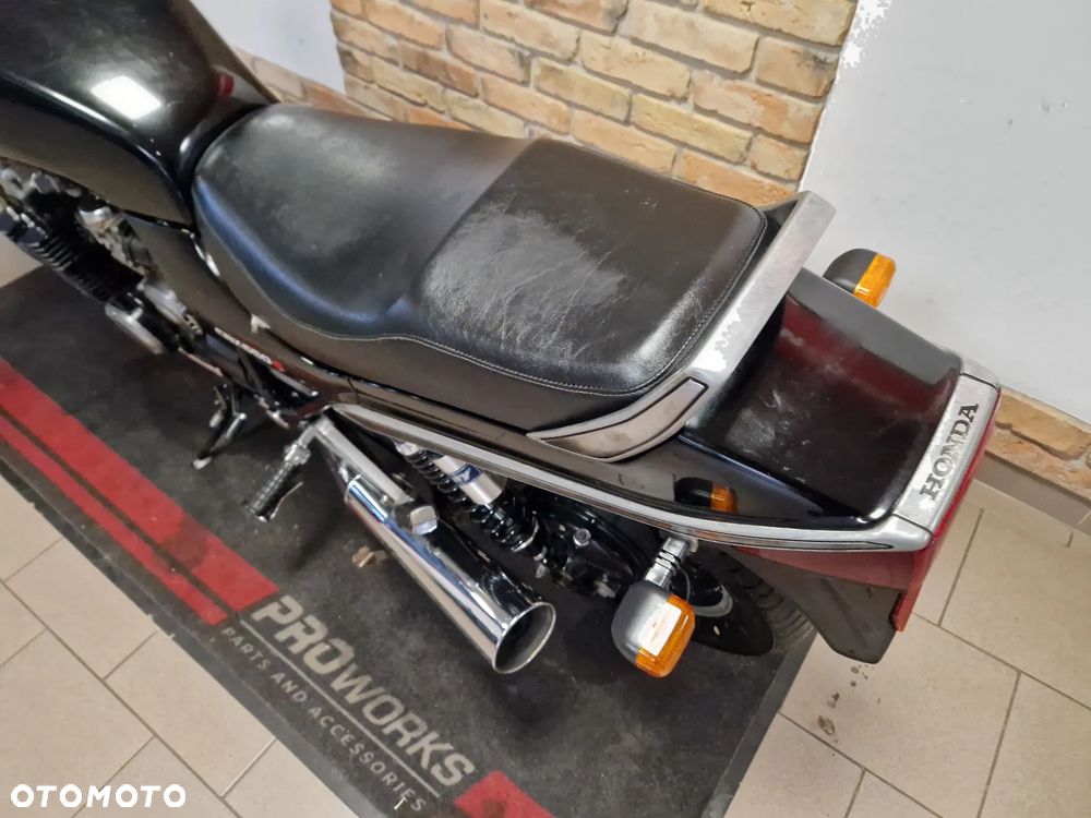 Honda CBX - 22